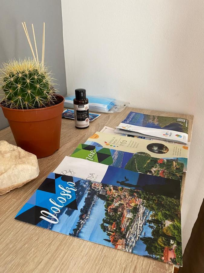 Studio Apartment Kos**** Opatija Luaran gambar