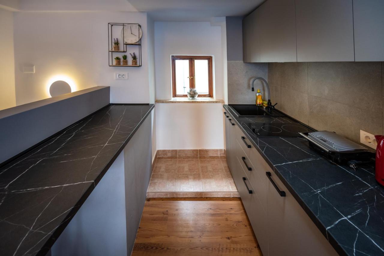 Studio Apartment Kos**** Opatija Luaran gambar