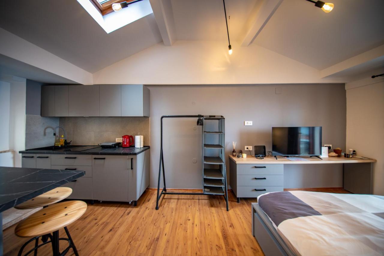 Studio Apartment Kos**** Opatija Luaran gambar