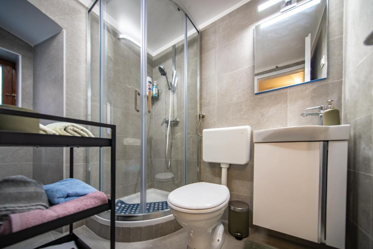 Studio Apartment Kos**** Opatija Luaran gambar